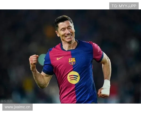 莱万西甲本赛季数据下滑：个人状态与战术角色解析