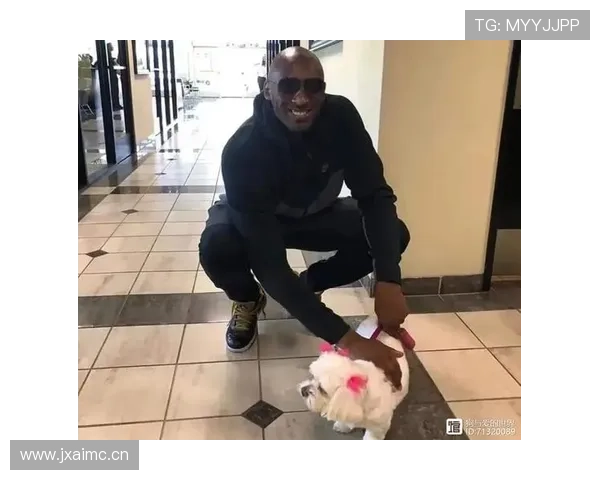 科比家那阵晚餐，别说巨星了，好像跟普通人抢饭碗似的啊