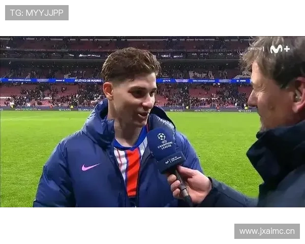 阿尔瓦雷斯这生活别说了，刚买的豪车停门口都像展览一样有钱炸裂！